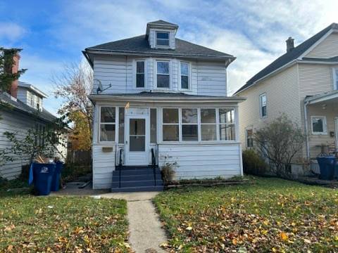 833 Hickory, Waukegan, IL 60085