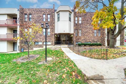 2275 Country Club Unit 5, Woodridge, IL 60517
