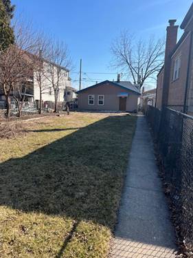 4505 S Kilpatrick, Chicago, IL 60632