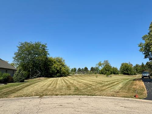 433 Ridge, Lake In The Hills, IL 60156