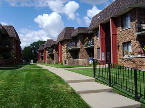 10418 S Pulaski Unit 204C, Oak Lawn, IL 60453
