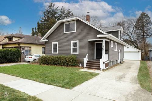 18 N Melrose, Elgin, IL 60123