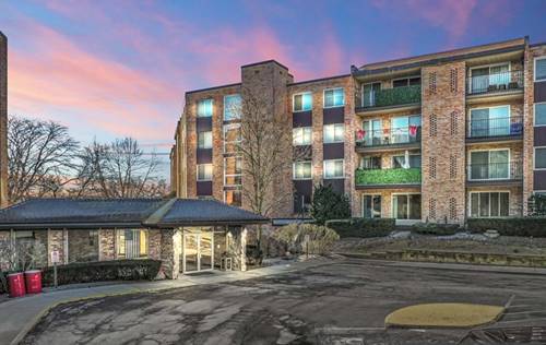 1101 S Hunt Club Unit 101, Mount Prospect, IL 60056