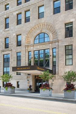 850 N Lake Shore Unit 712, Chicago, IL 60611