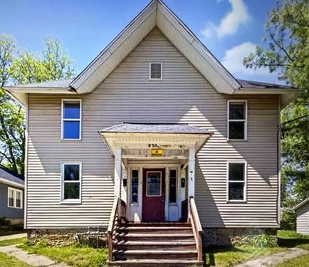 830 Hovey, Rockford, IL 61103