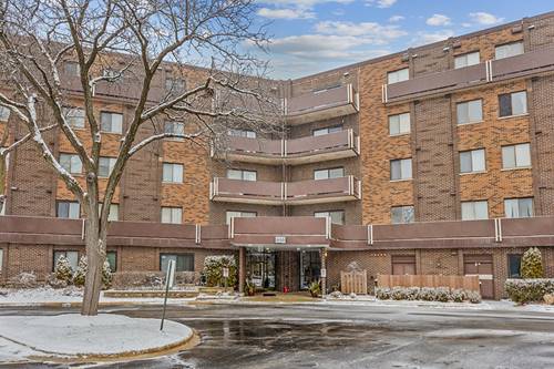 850 Wellington Unit 403, Elk Grove Village, IL 60007