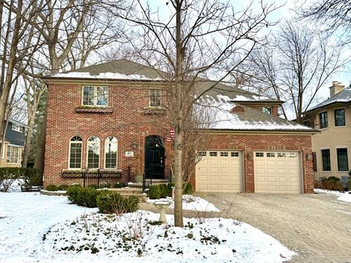 911 S Broadway, Park Ridge, IL 60068