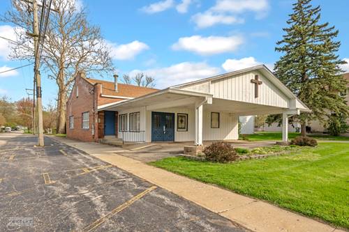 35 E Benton, Oswego, IL 60543
