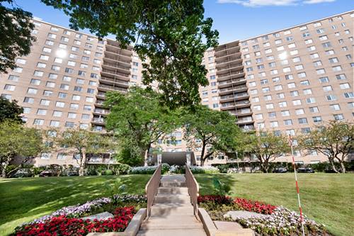 7033 N Kedzie Unit 404, Chicago, IL 60645
