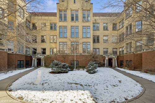 621 W Addison Unit 2, Chicago, IL 60613