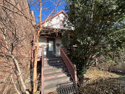 4324 W Division, Chicago, IL 60651