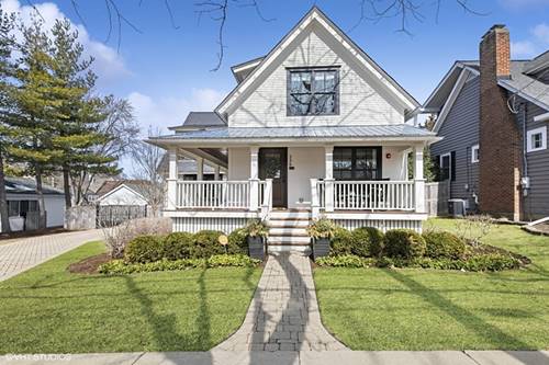 238 Coolidge, Barrington, IL 60010