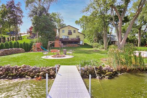 520 Bald Knob, Johnsburg, IL 60051
