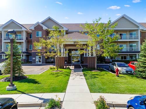 2220 Founders Unit 210, Northbrook, IL 60062