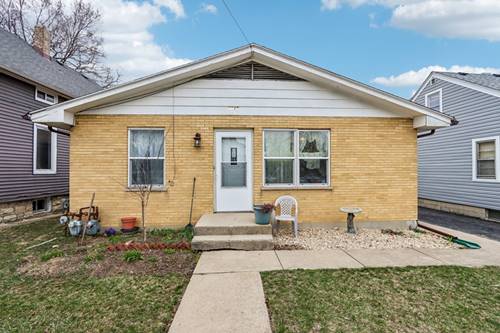 1016-18 Solfisburg, Aurora, IL 60505