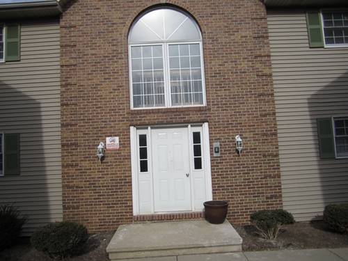 400 S Peace Unit 1, Sycamore, IL 60178