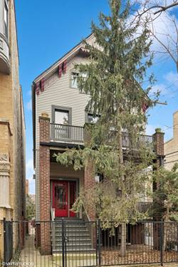 741 W Melrose, Chicago, IL 60657