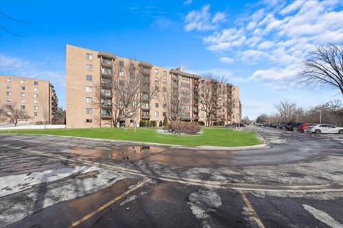1747 W Crystal Unit 507, Mount Prospect, IL 60056