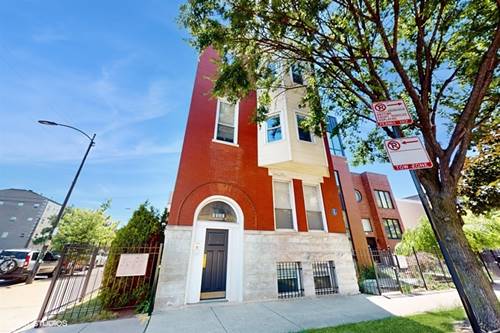 2403 W Moffat, Chicago, IL 60647