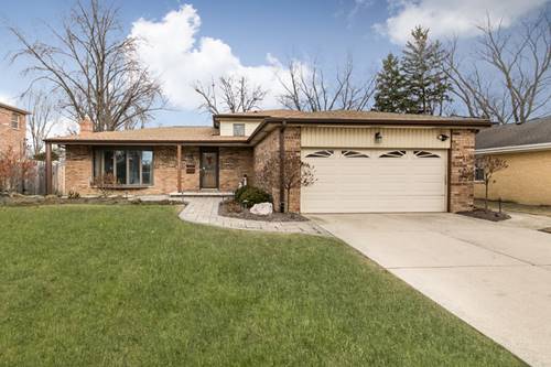 905 N Brentwood, Mount Prospect, IL 60056
