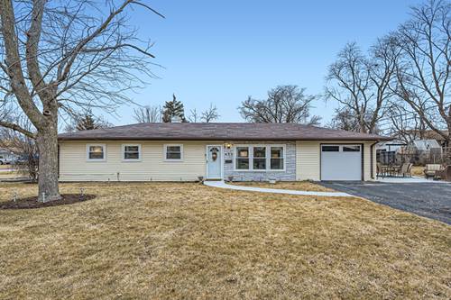 435 Hazelwood, Glenview, IL 60025