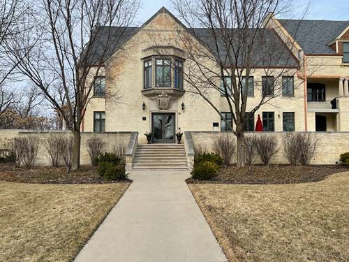 213 Leonard Wood North Unit 102, Highland Park, IL 60035