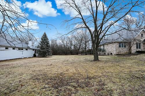 1351 S Ridge, Willowbrook, IL 60527