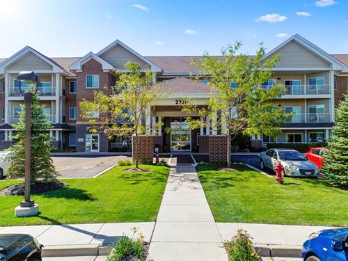 2220 Founders Unit 116, Northbrook, IL 60062