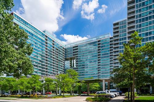 9725 Woods Unit 518, Skokie, IL 60077