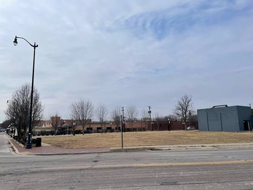 212 Dundee, Elgin, IL 60120