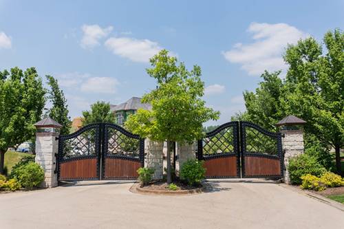 12 Enclave, South Barrington, IL 60010