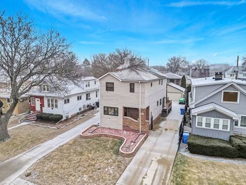 5951 N Ozanam, Chicago, IL 60631