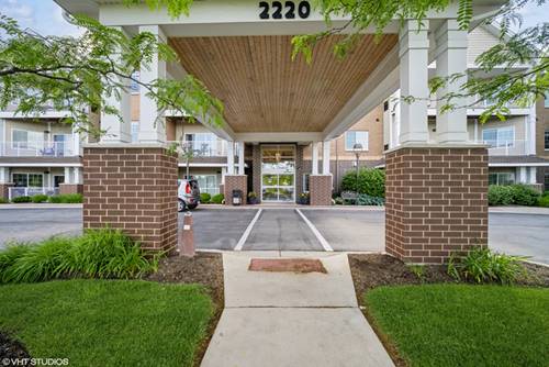 2220 Founders Unit 323, Northbrook, IL 60062