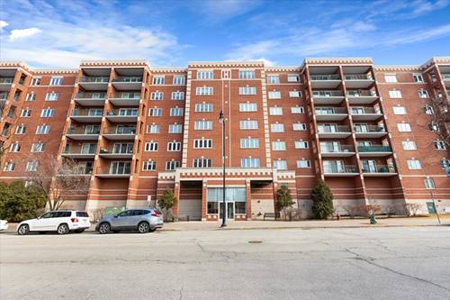 675 Pearson Unit 305, Des Plaines, IL 60016