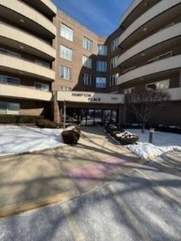 7201 N Lincoln Unit 311, Lincolnwood, IL 60712