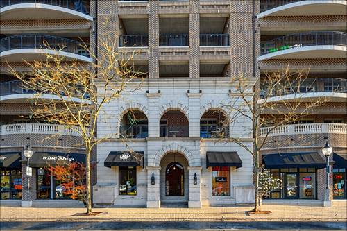 151 W Wing Unit 402, Arlington Heights, IL 60005