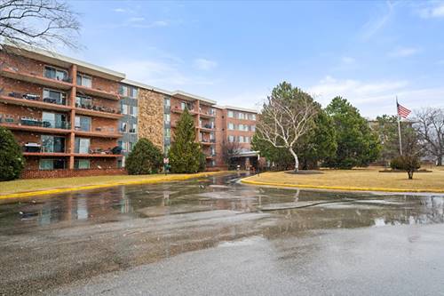16 E Old Willow Unit 110S, Prospect Heights, IL 60070