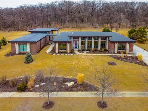 6145 Whitetail Ridge, Yorkville, IL 60560
