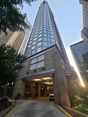 222 N Columbus Unit 2102, Chicago, IL 60601