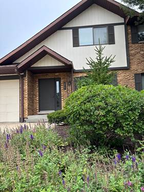 215 Walters Unit 1B, Itasca, IL 60143