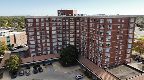 8975 W Golf Unit 731, Niles, IL 60714