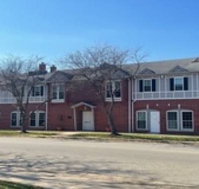 568 S Spring Unit 3, Elmhurst, IL 60126