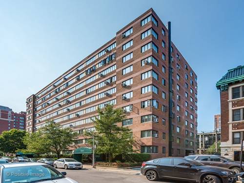 700 W Bittersweet Unit 806, Chicago, IL 60613