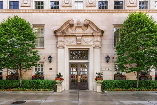 219 E Lake Shore Unit 2ABC, Chicago, IL 60611
