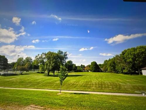 1400-1500 E Kensington, Mount Prospect, IL 60056