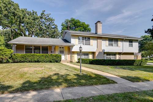 168 Blueberry, Libertyville, IL 60048