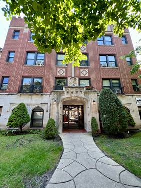 4427 N Seeley Unit 302, Chicago, IL 60625