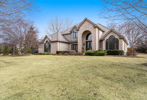 45 Candlewood, North Barrington, IL 60010
