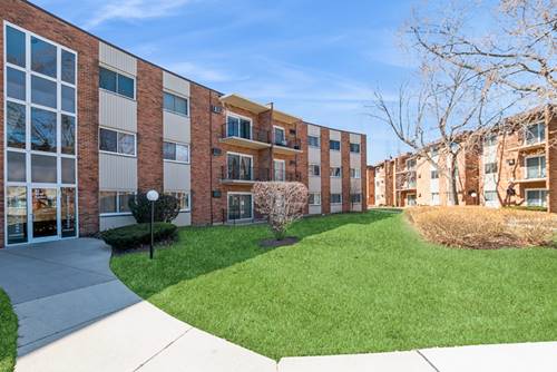 9716 S Karlov Unit 209, Oak Lawn, IL 60453