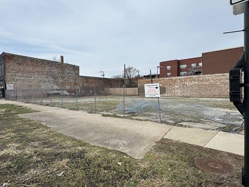 131 E 43rd, Chicago, IL 60653
